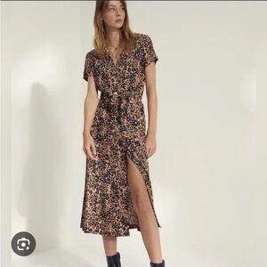 Aritzia Leopard dress midi